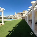 Illumi's 3* فيلاّسيمِيوس